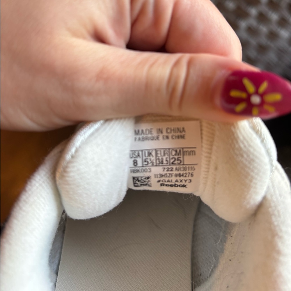 White Reebok Sneakers - Picture 6 of 6